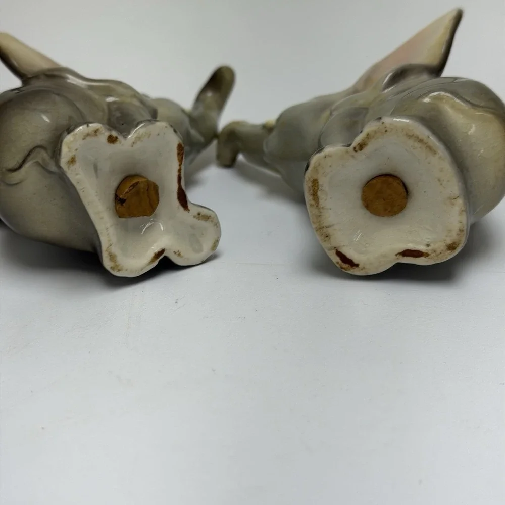 Vintage Ceramic Elephant Salt & Pepper Shakers Set Cute W/ Cork Stopper Cute‎
